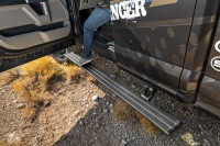 AMP Research - AMP Research 86242-01A PowerStep Smart Series - Image 13