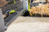 Dee Zee - Dee Zee DZ16103 Stainless Steel Side Steps 6 in. Oval Cab Length - Image 7